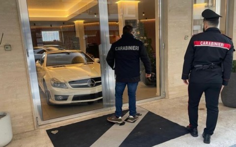 Patrimonio di Agresti sotto sequestro per riciclaggio