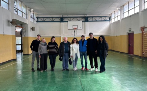 Riqualificazione dell’impianto di illuminazione nella palestra della scuola Aldo Manuzio di Latina Scalo