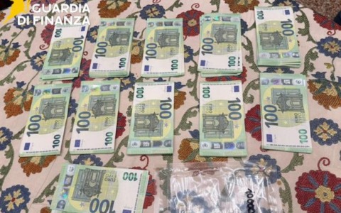 Scoperta frode nel commercio dell’argento, perquisizioni in diverse province