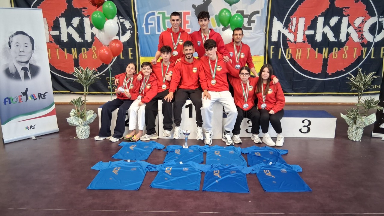 Successo per il Taekwon-do: Maestro Simone Oliva e i suoi allievi brillano