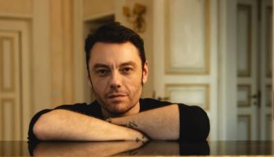 Tiziano Ferro torna all’Ariston per i 25 anni di carriera con Xdono
