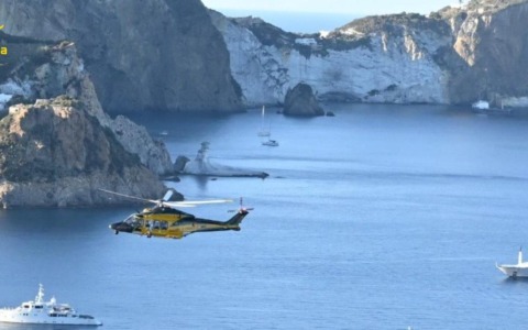 Volo salvavita dell’Aeronautica per un uomo in pericolo a Ventotene