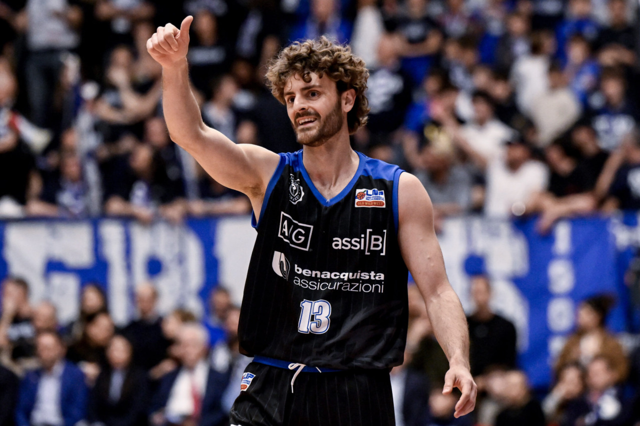 Benacquista Latina conquista Livorno dopo un overtime: 87 a 85