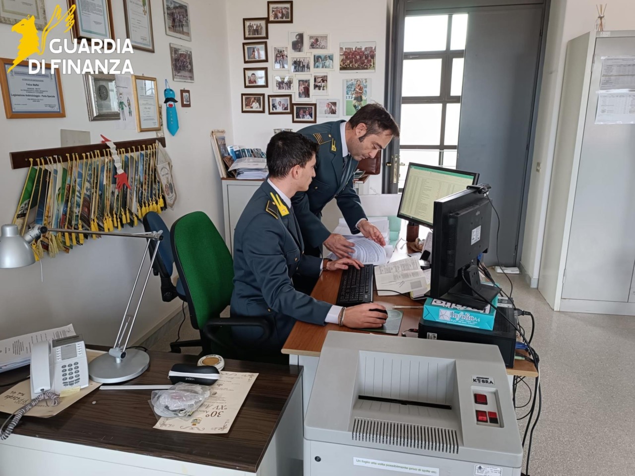 Corruzione e riciclaggio: coinvolti 11 indagati tra dipendenti della Camera di Commercio