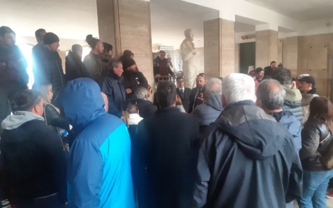 Gianluca Corradini risponde ai balneari dopo la protesta