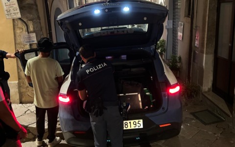 Identificate 212 persone nel centro durante i controlli