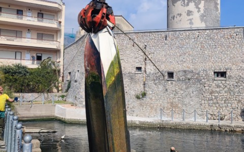 Rimozione dei relitti nella darsena della Torre di Mola per la tutela del mare