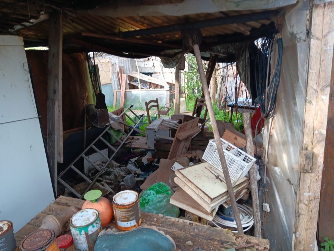 Sgombero della discarica abusiva in via Belgio dopo 40 anni di abbandono