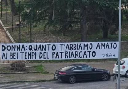 Striscioni misogini affissi al Parco “Falcone Borsellino”, la Digos avvia le indagini