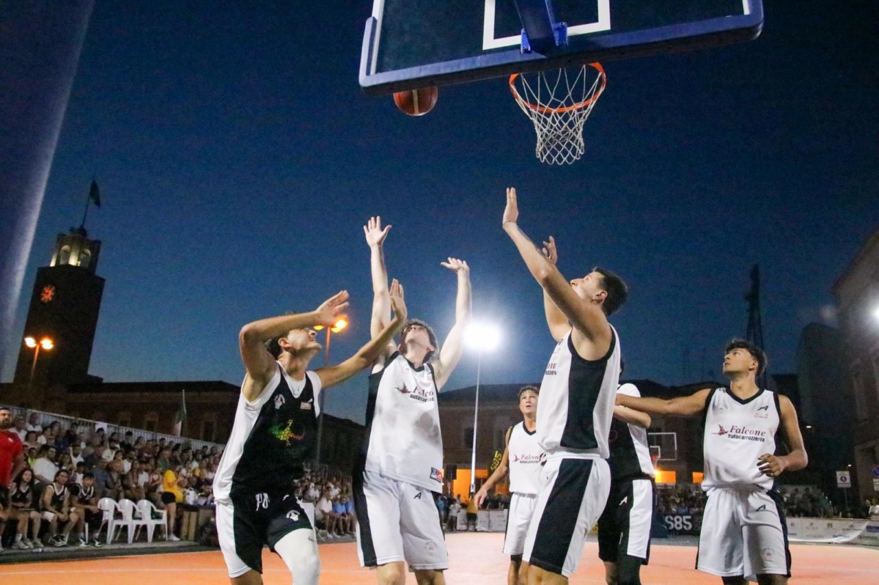 Torna “Basket in Piazza”, il terzo torneo “Città di Latina”