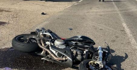 Tragico incidente in moto: un uomo di 57 anni perde la vita