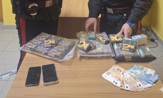 Arrestato un giovane di 24 anni con quasi 8 chilogrammi di hashish