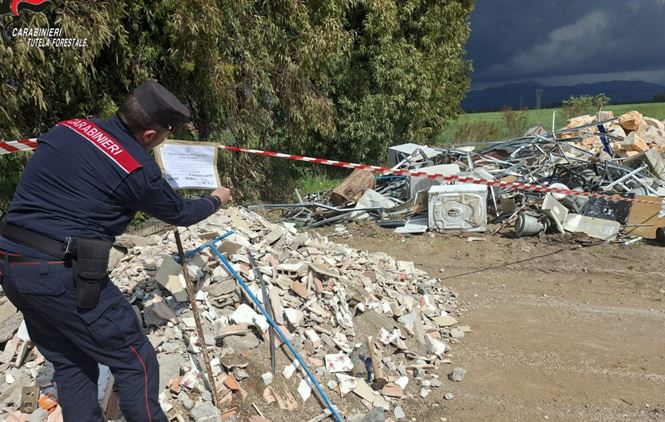 Denuncia per abbandono di rifiuti speciali da parte di un’impresa