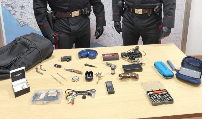 Denunciato un 33enne incastrato dalla dash cam