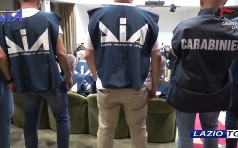 Il 6 maggio il Gup ascolterà Terra e Caporaso nell’inchiesta “Assedio”
