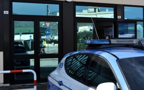 La Polizia di Stato intensifica i controlli contro l’immigrazione clandestina a Fondi