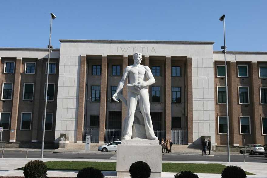 Omicidio di viale Kennedy: il dolore di Aurelia Porcelli emerge in aula