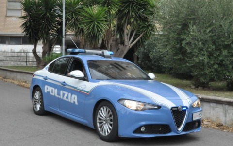 Sequestrati 7 kg di hashish, due persone arrestate dalla Polizia di Stato
