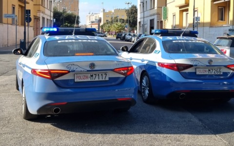 Sequestrati cocaina, crack, hashish e marijuana a un giovane di Latina